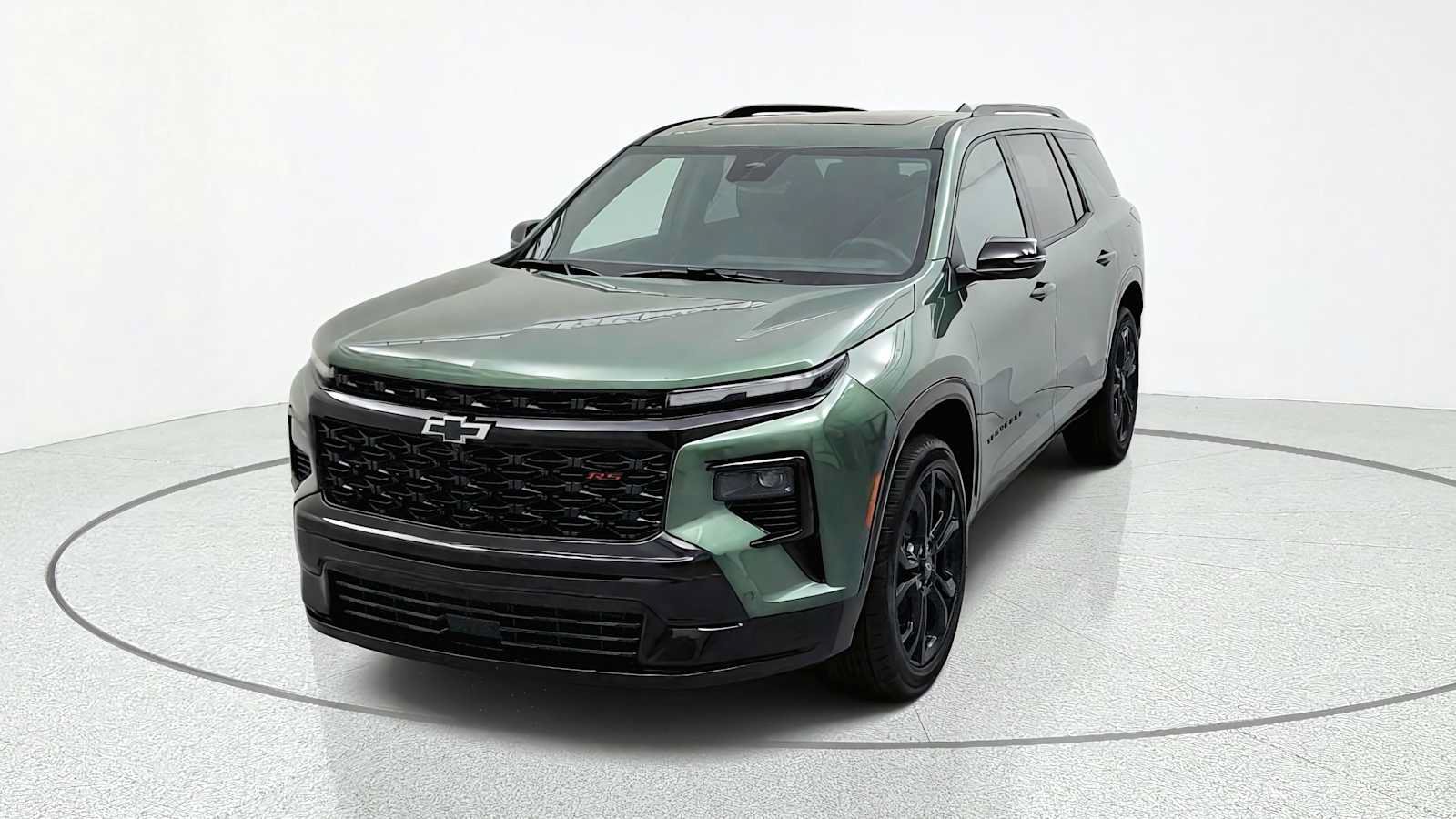 New 2027 Chevrolet Traverse RS FWD image 3
