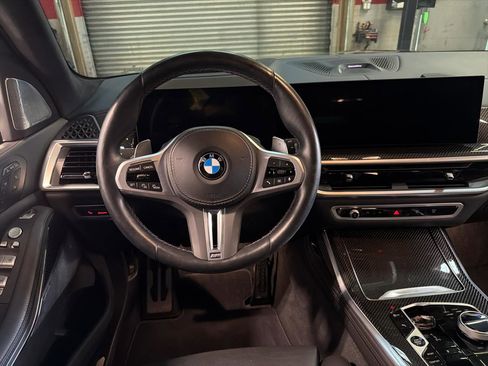 Used 2024 BMW X7 M60i w/ Executive Package AWD/4WD image 11