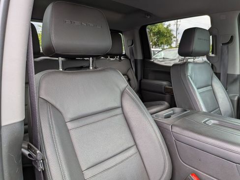 Used 2021 GMC Sierra 1500 Denali w/ Denali Premium Package AWD/4WD image 38