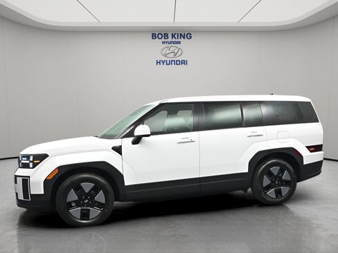New 2026 Hyundai Santa Fe SE FWD image 3