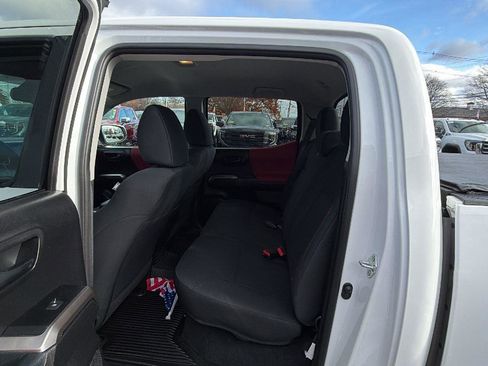 Used 2021 Toyota Tacoma SR5 image 21