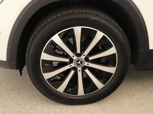 Used 2021 Mercedes-Benz GLB 250 image 31