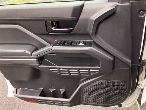 Certified 2024 Toyota Tacoma SR5 image 27