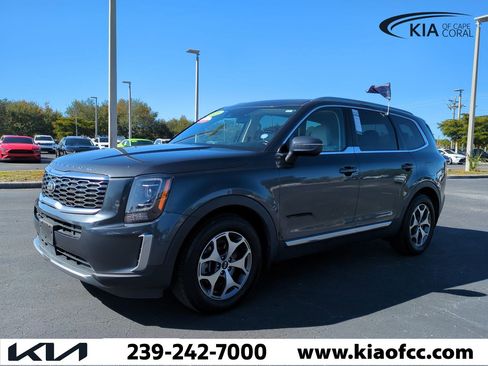 Certified 2020 Kia Telluride EX w/ Towing Package image 9