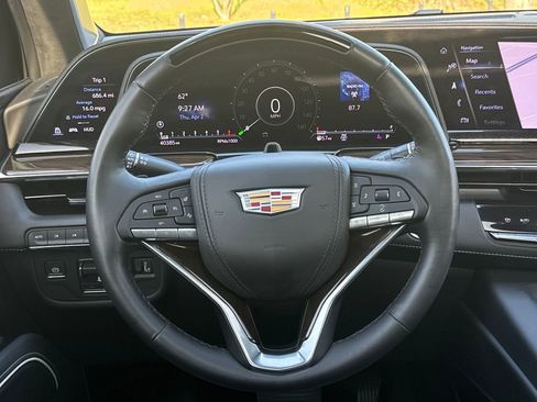 Used 2024 Cadillac Escalade Sport Platinum AWD/4WD image 19