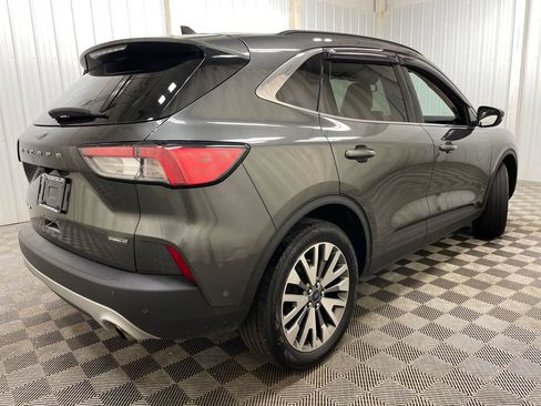 Used 2020 Ford Escape Titanium w/ Titanium Premium Package 2.0 AWD/4WD image 21