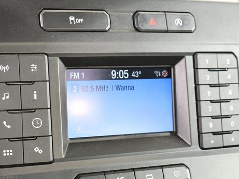 Used 2018 Ford F150 XL w/ Equipment Group 101A Mid AWD/4WD image 24