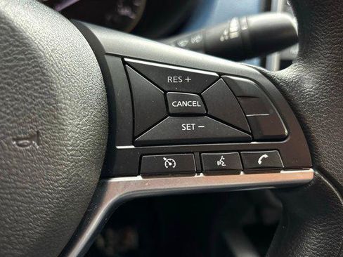 Used 2025 Nissan Versa SV FWD image 13
