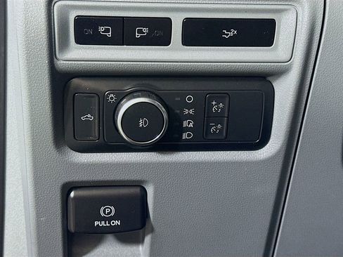 Used 2022 Ford F150 XLT w/ Equipment Group 302A High AWD/4WD image 16