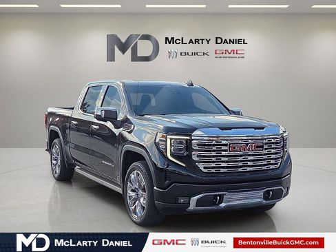 Used 2024 GMC Sierra 1500 Denali w/ Denali Reserve Package image 1