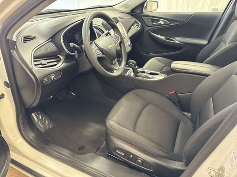 Used 2024 Chevrolet Malibu LT FWD image 12
