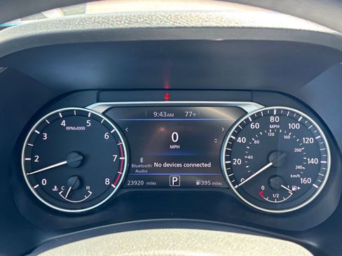 Used 2025 Nissan Sentra SV FWD image 38