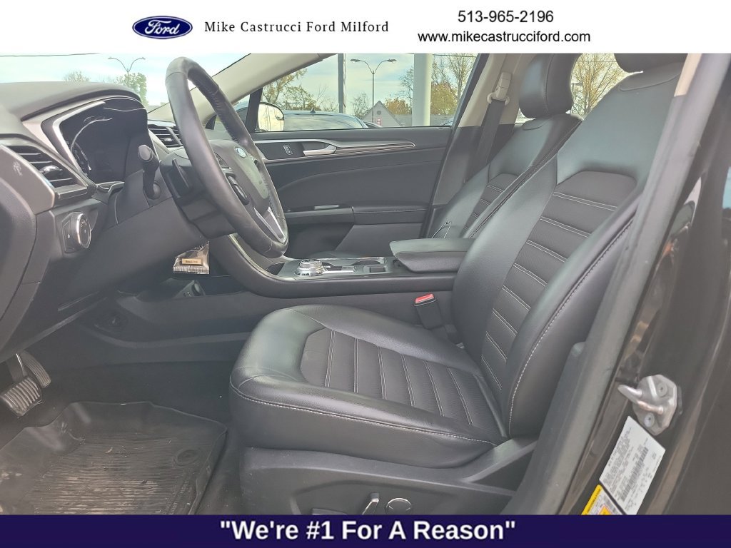 Used 2017 Ford Fusion SE w/ Equipment Group 201A AWD/4WD image 23