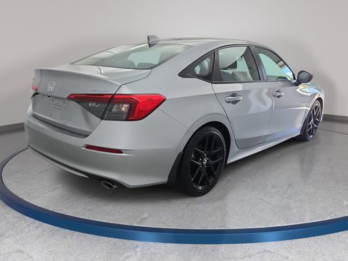 Certified 2024 Honda Civic Sport image 5