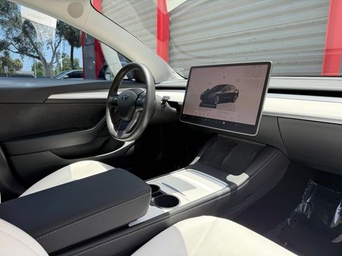 Used 2023 Tesla Model 3 Standard Range RWD image 21