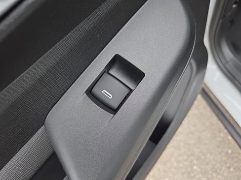 New 2026 Buick Envista Sport Touring image 10