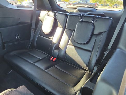 Certified 2020 Ford Explorer ST w/ Premium Technology Package image 12