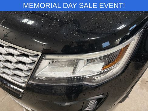 Used 2018 Ford Explorer Platinum AWD/4WD image 15