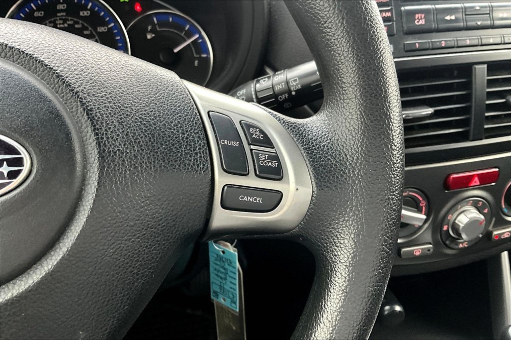 Used 2013 Subaru Forester 2.5X Premium w/ Popular Pkg 2 AWD/4WD image 12