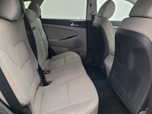Used 2020 Hyundai Tucson SE image 21