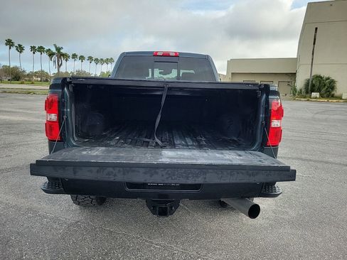 Used 2017 GMC Sierra 2500 Denali w/ Duramax Plus Package image 7