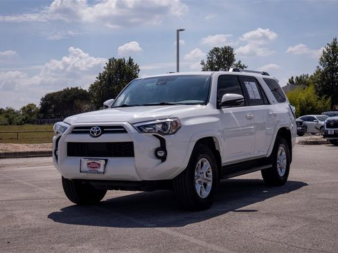 Used 2022 Toyota 4Runner SR5 Premium image 7