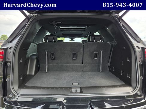 Used 2023 Chevrolet Traverse Premier AWD/4WD image 34