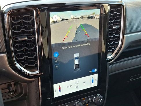 Used 2025 Ford Ranger XLT w/ Advanced Towing Package image 18