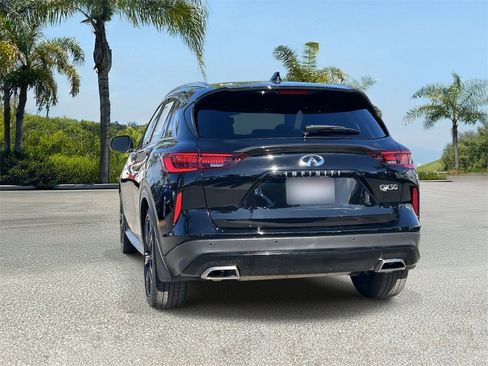 Certified 2022 INFINITI QX50 Luxe w/ Appearance Package image 3
