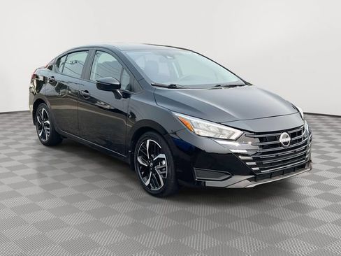 Used 2025 Nissan Versa SR w/ Trunk Package FWD image 4