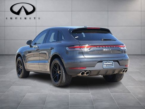 Used 2021 Porsche Macan S w/ Premium Package image 5