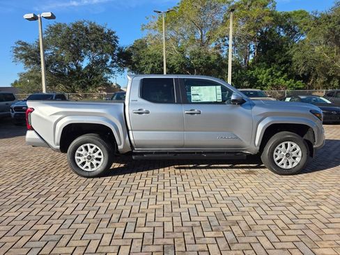 New 2026 Toyota Tacoma SR5 AWD/4WD image 12