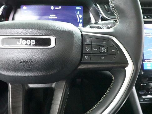 Used 2023 Jeep Grand Cherokee 4WD 4xe image 12