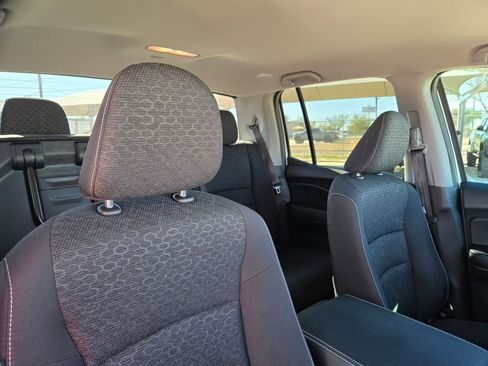 Used 2025 Honda Ridgeline Sport image 35