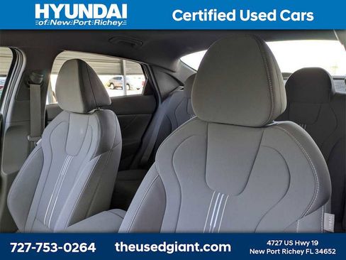 Certified 2023 Hyundai Elantra Blue image 7