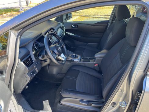 Certified 2023 Nissan Leaf S image 10