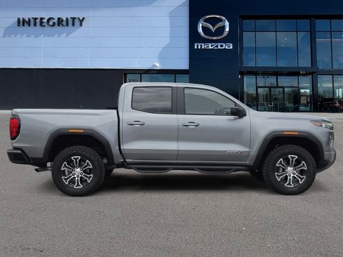 Used 2024 GMC Canyon AT4 w/ Technology Package AWD/4WD image 3