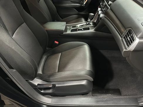 Used 2019 Honda Accord LX image 16