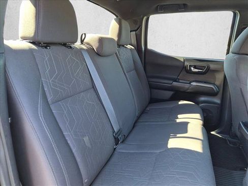 Certified 2017 Toyota Tacoma TRD Sport RWD image 20