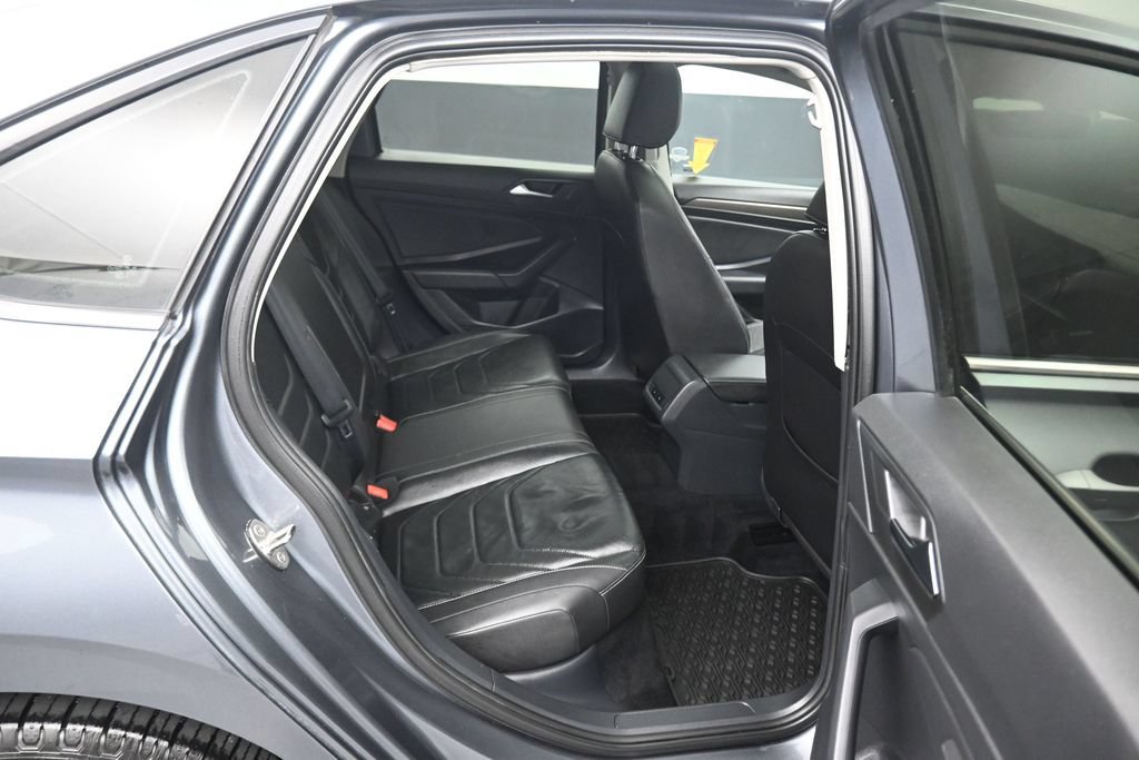 Used 2020 Volkswagen Jetta SEL Premium FWD image 37
