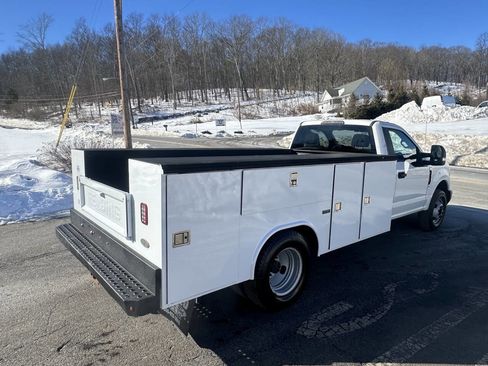Used 2017 Ford F350 XL w/ Power Equipment Group image 19