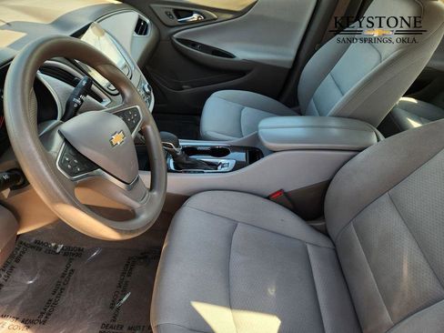 Used 2022 Chevrolet Malibu LT image 14