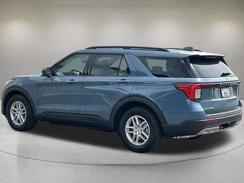 New 2026 Ford Explorer Active w/ Active Comfort Package RWD image 4