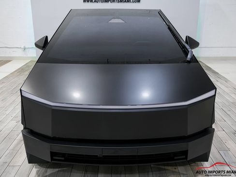 Used 2026 Tesla Cybertruck AWD Crew Cab image 29