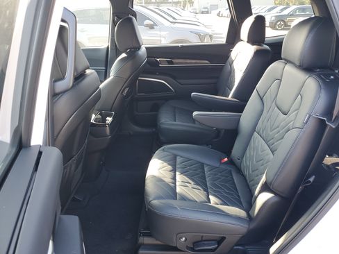 Certified 2025 Kia Telluride EX X-Pro image 15