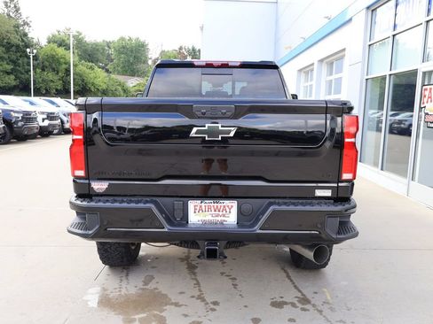 New 2026 Chevrolet Silverado 3500 LT w/ Trail Boss Package AWD/4WD image 9