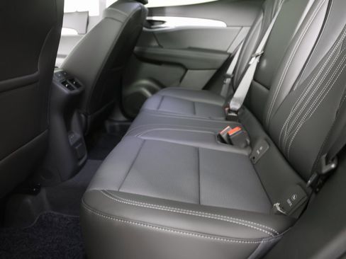 New 2025 Buick Envision Avenir image 11