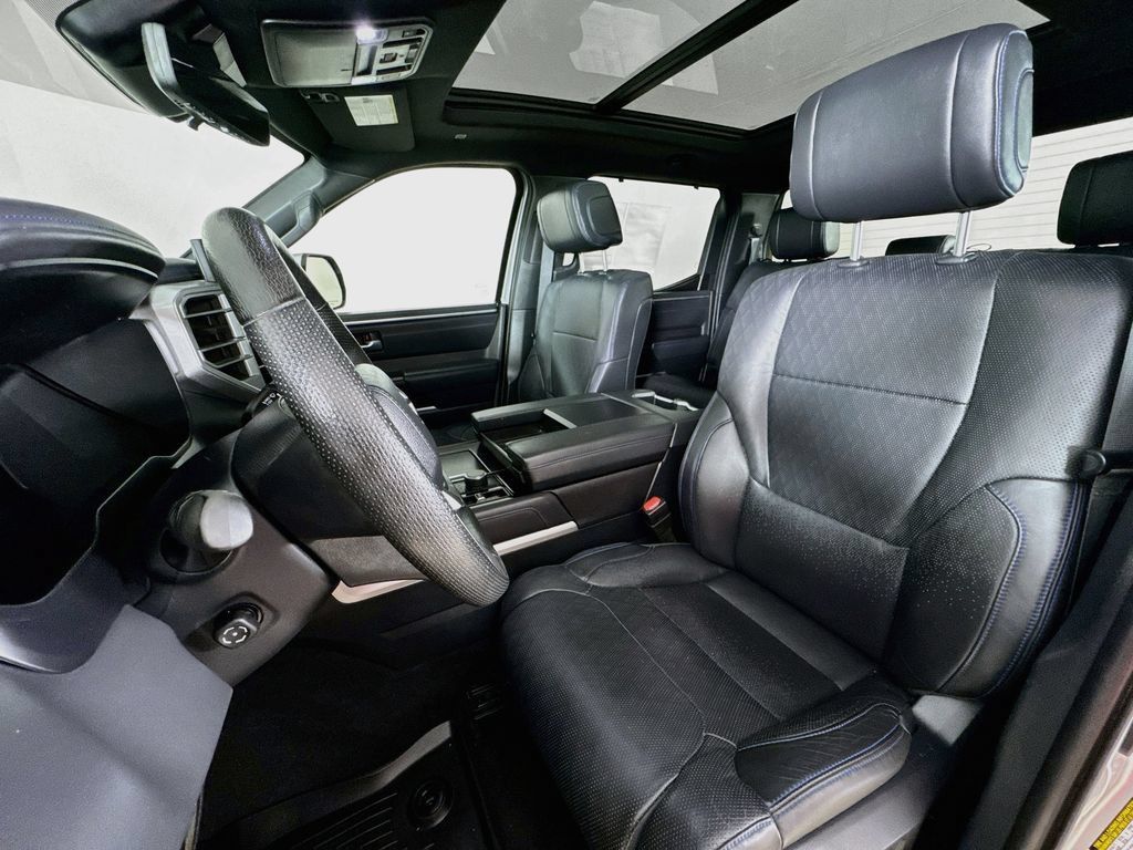Used 2024 Toyota Tundra Platinum AWD/4WD image 2