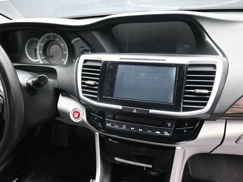 Used 2016 Honda Accord EX-L image 19