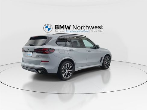 New 2026 BMW X5 xDrive40i AWD/4WD image 3